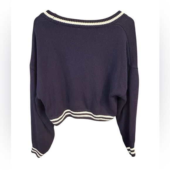 H&M Divided NY Logo, v-neck cropped Cardigan Sweater. Academia Preppy Sz L - Picture 2 of 9